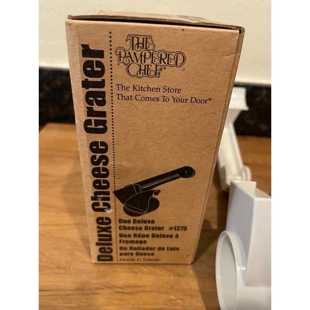 The Pampered Chef 1275 Deluxe Manual Cheese Grater